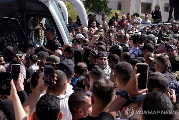 fbe4ea541e8f911a8f500b4fe8e8a30d_1760549040_8705.jpg fbe4ea541e8f911a8f500b4fe8e8a30d_1760549040_8705.jpg