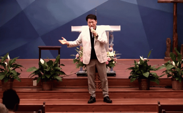 c5772646853a560d42f0fe51d0bed951_1786396206_046.gif